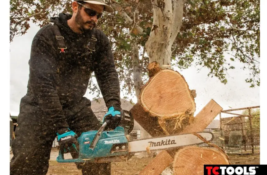 Makita NEW 40V max XGT® 18” Chain Saws