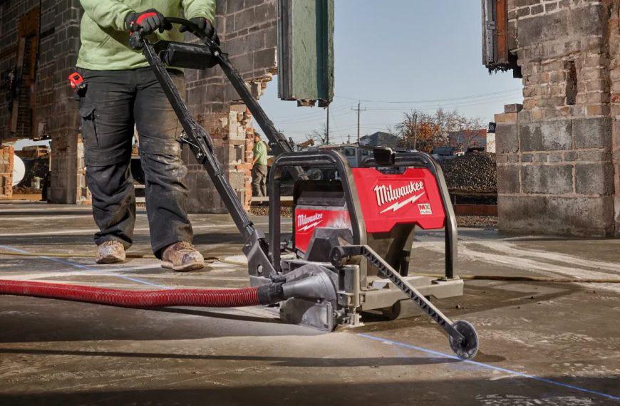 Milwaukee New MX FUEL™ 6″ GREEN CONCRETE SAW